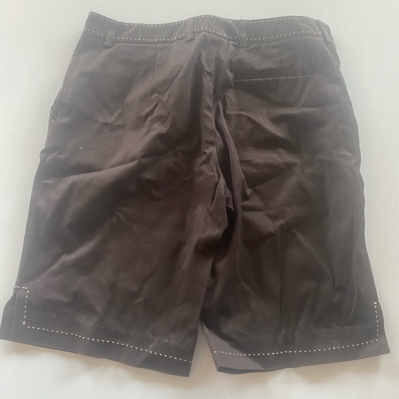 How & Wen - Black Size 4 Mid Length Shorts - Picture 3 of 3